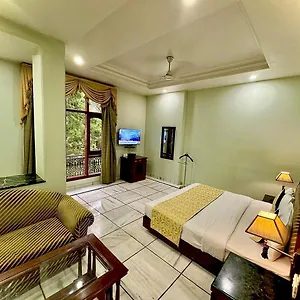 Florence Inn, Karol Bagh, New Delhi, 2 Min From Metro **** Delhi (National Capital Territory of India)